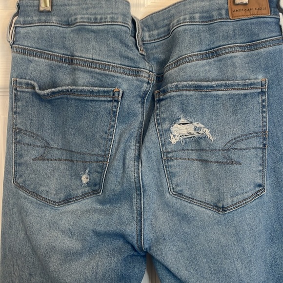 American Eagle Distressed Hi-Rise Jegging 12 - Picture 4 of 5